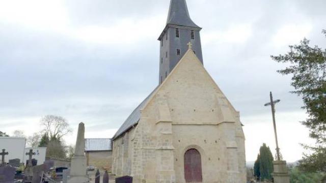 l'église de saint-martin-aux-chartrains